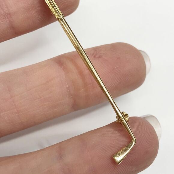 Vintage 2.06in 12K Gold Filled Alice Caviness Signed Golf Club Bar Brooch Pin - Picture 7 of 10